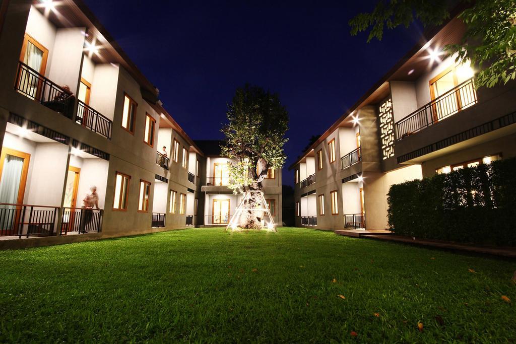Chu Hotel Chiang Mai Exterior photo